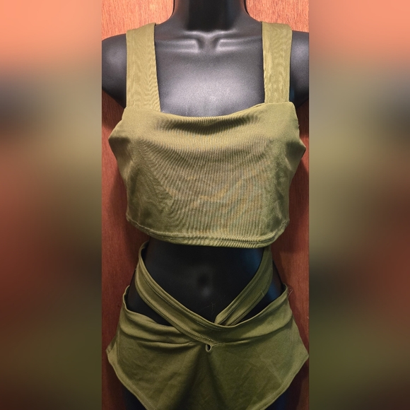 Olive green CUTE cut out swimsuit NEW no tags - Picture 3 of 11